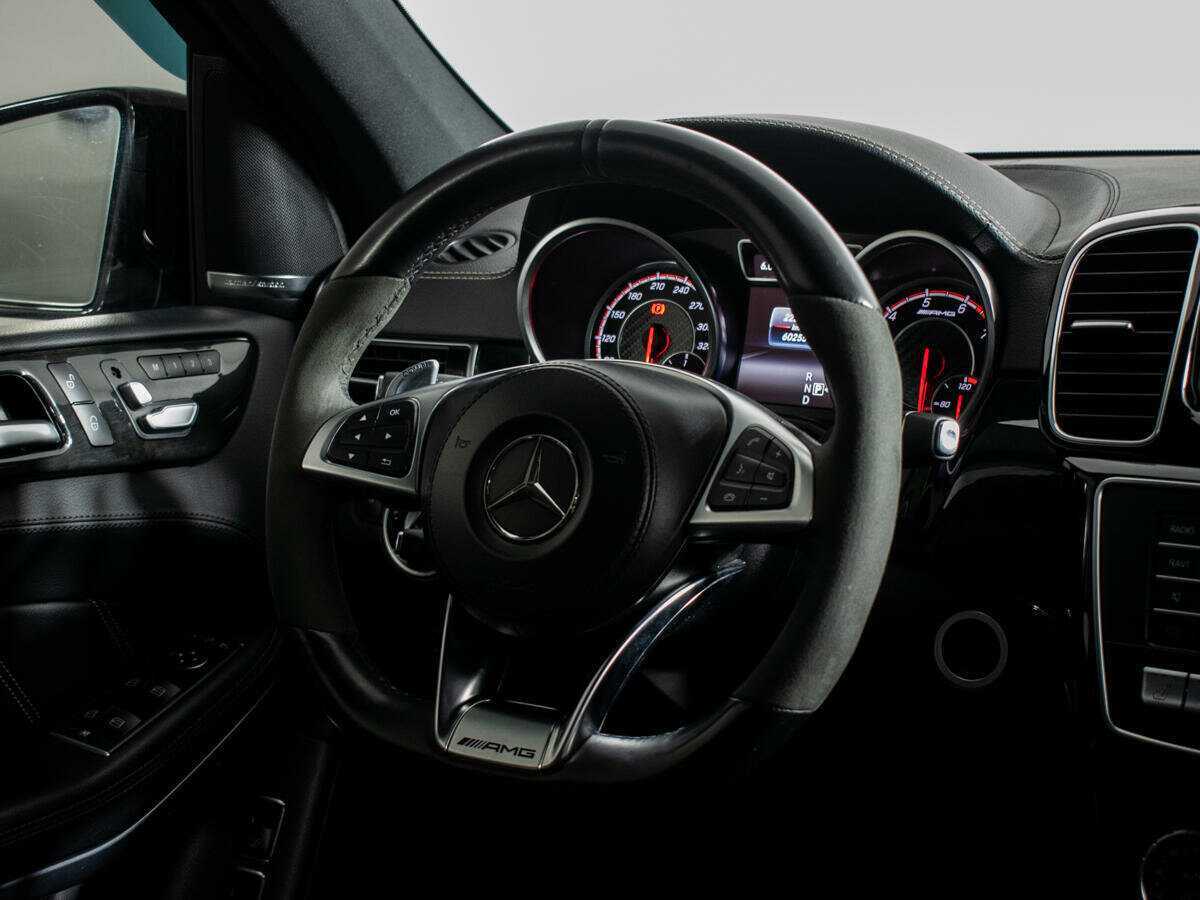 Б/У Мерседес-Бенц ГЛС АМГ 2016 года. Фото: #17