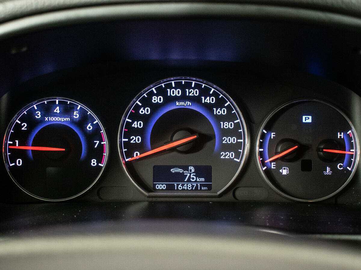 Б/У Хендай Санта Фе 2011 года. Фото: #11