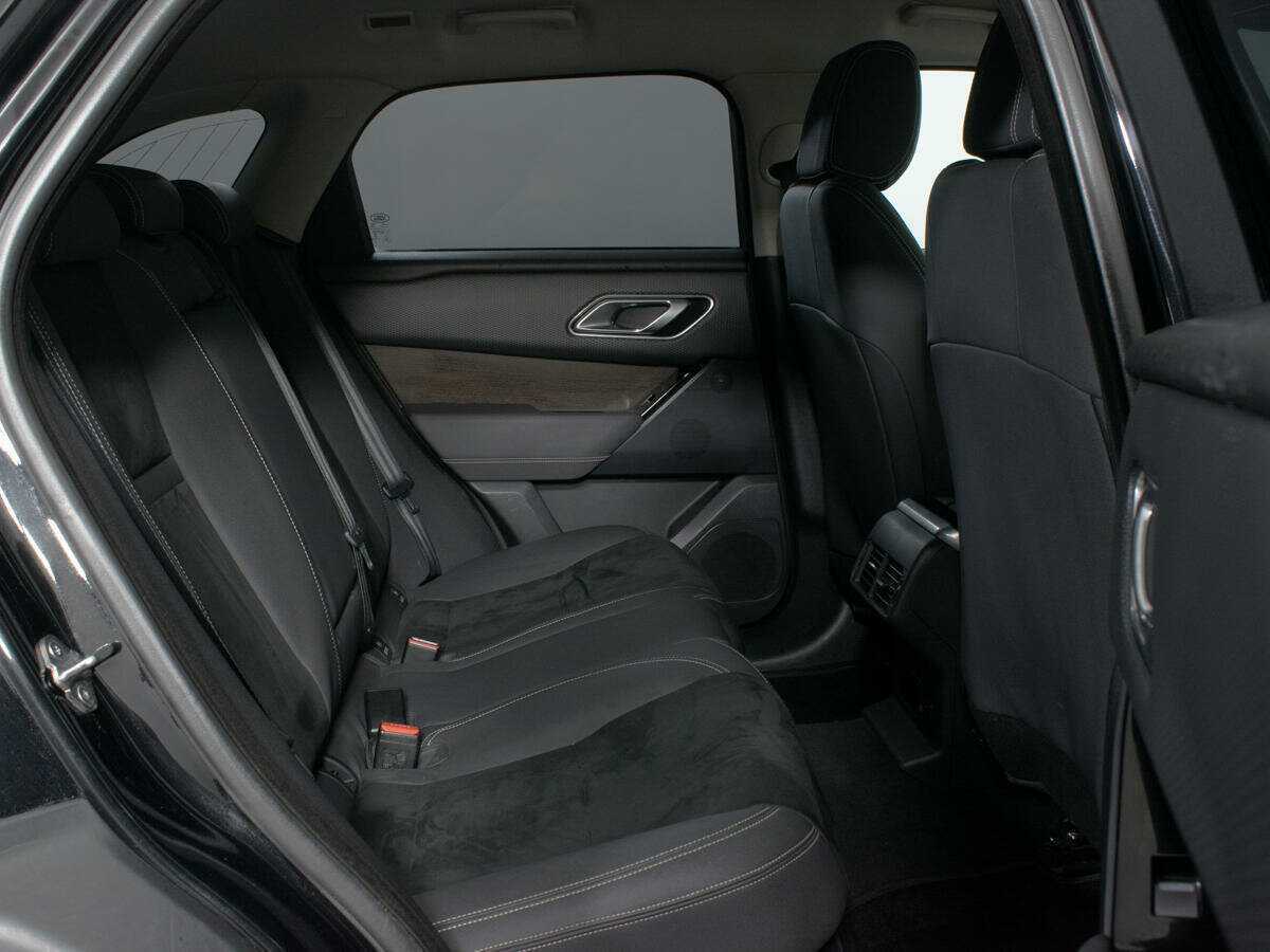 Б/У Лэнд Ровер Рэнж Ровер Велар 2017 года. Фото: #11