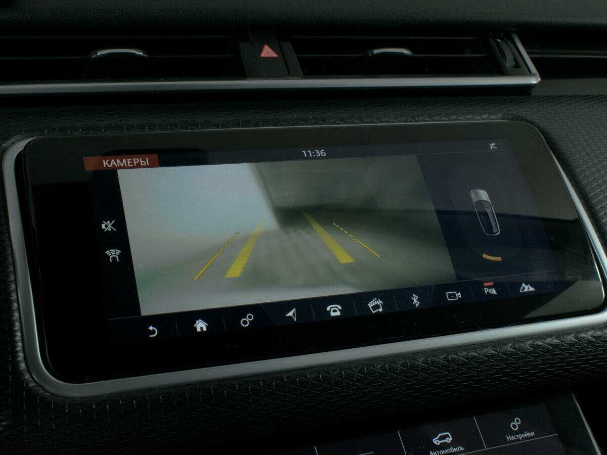 Б/У Лэнд Ровер Рэнж Ровер Велар 2017 года. Фото: #18