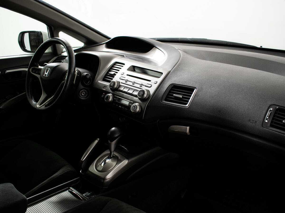 Б/У Хонда Цивик 2011 года. Фото: #8