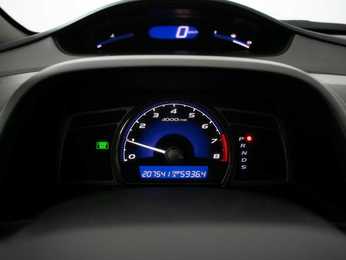 Б/У Хонда Цивик 2011 года. Фото: #11