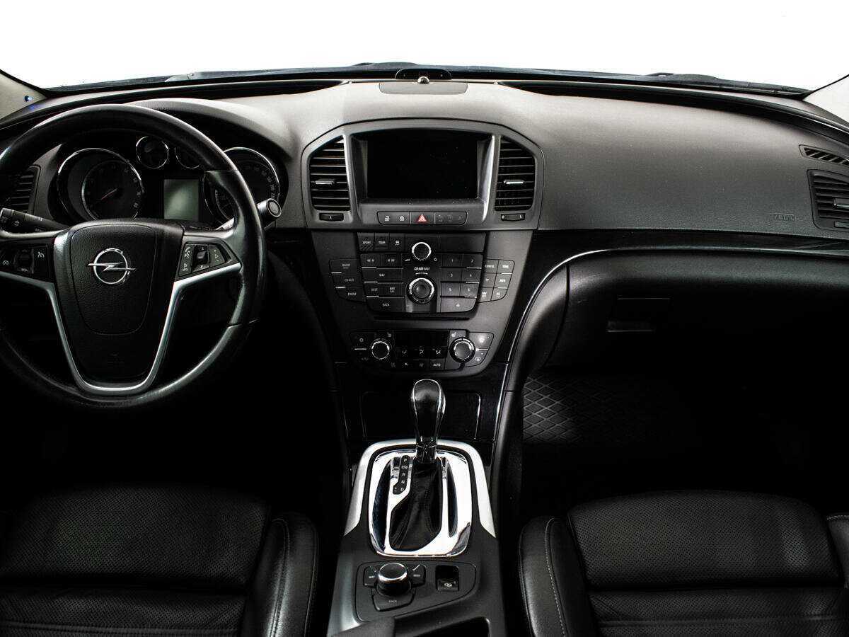 Б/У Опель Инсигния 2011 года. Фото: #9