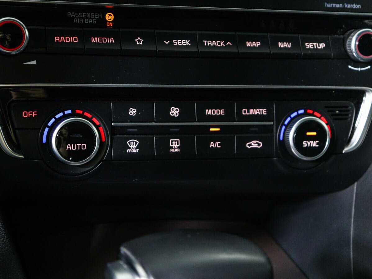 Б/У Киа Оптима 2018 года. Фото: #19