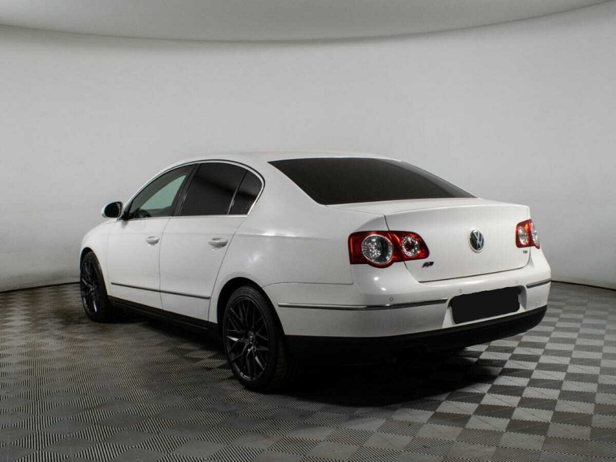 Б/У Фольксваген Пассат 2010 года. Фото: #6