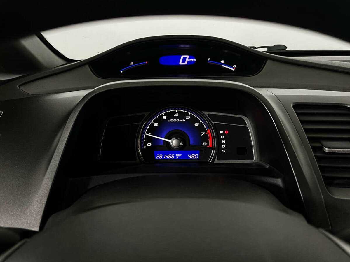 Б/У Хонда Цивик 2006 года. Фото: #10