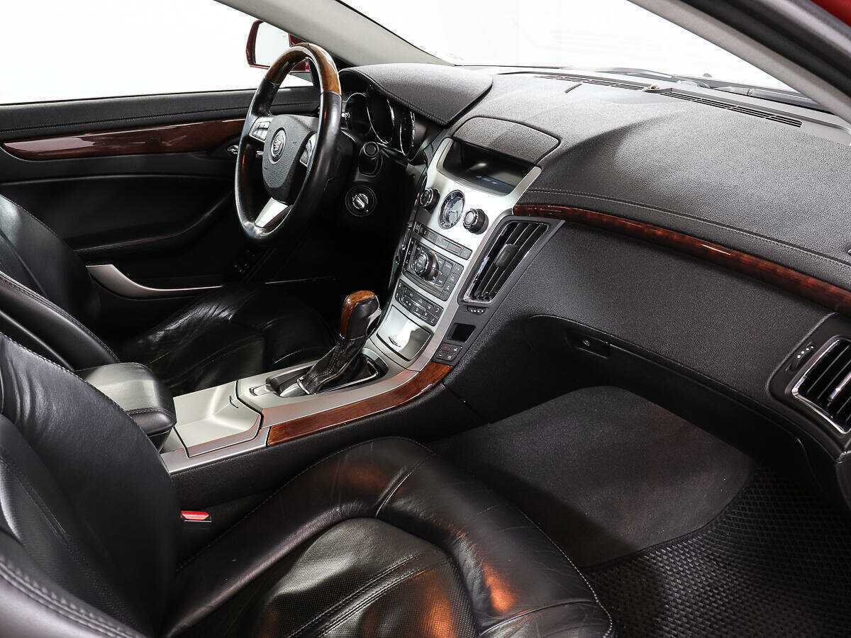 Б/У Кадиллак КТС 2008 года. Фото: #8