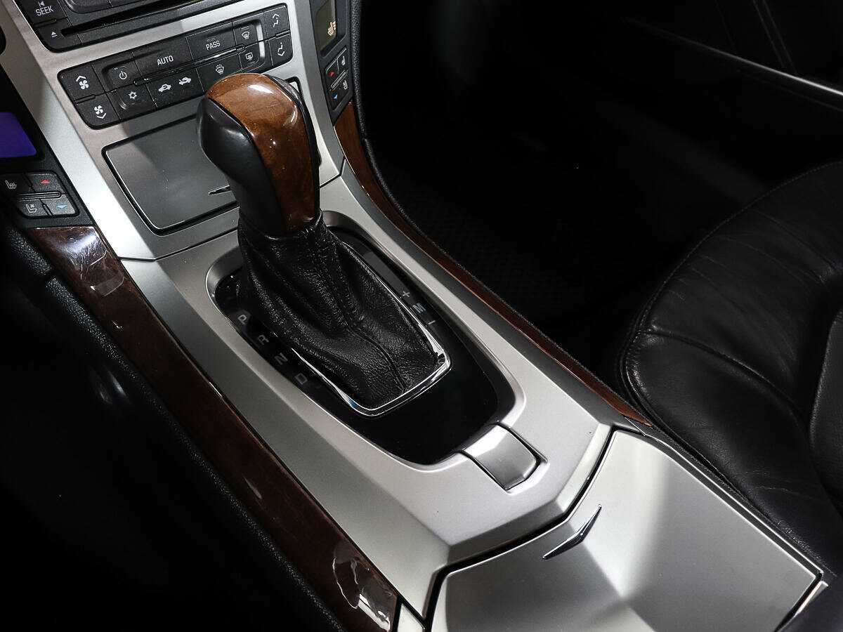 Б/У Кадиллак КТС 2008 года. Фото: #15