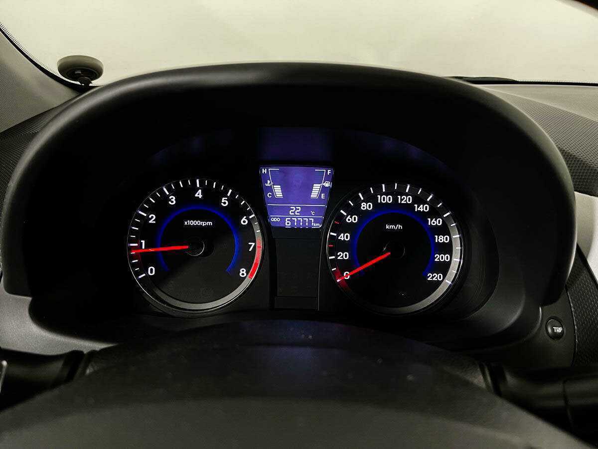 Б/У Хендай Солярис 2012 года. Фото: #10