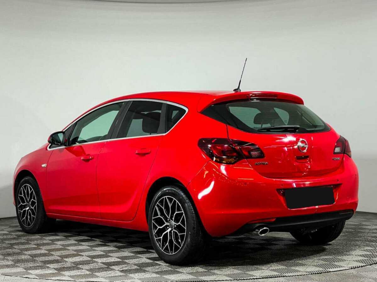 Б/У Опель Астра 2011 года. Фото: #5