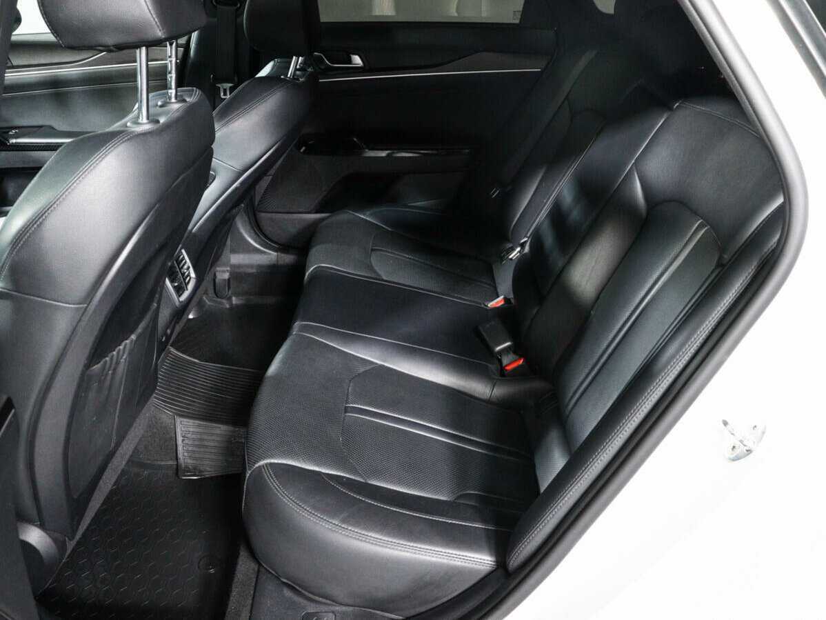 Б/У Киа К5 2021 года. Фото: #9