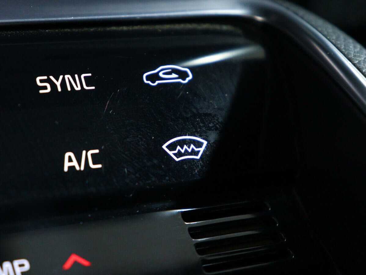 Б/У Киа К5 2021 года. Фото: #23