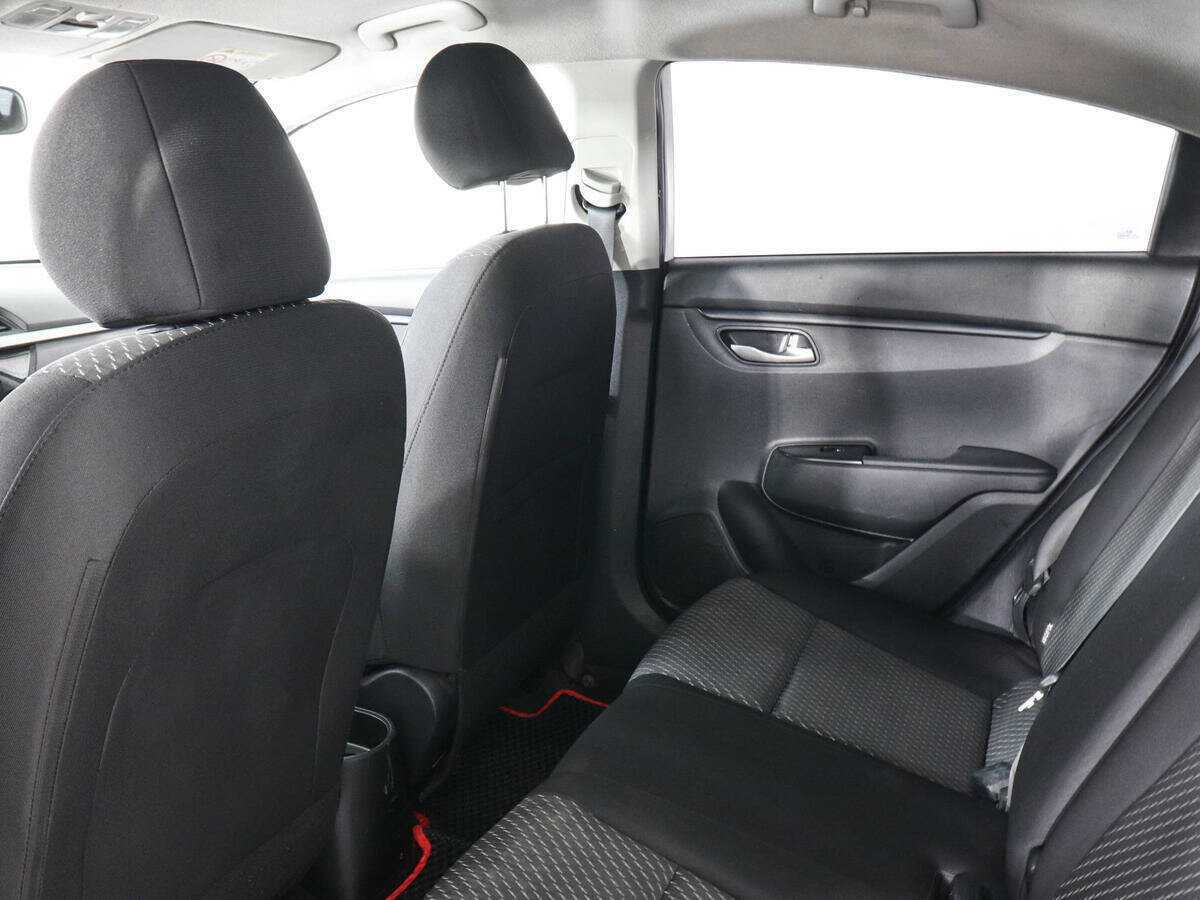 Б/У Киа Рио 2017 года. Фото: #7