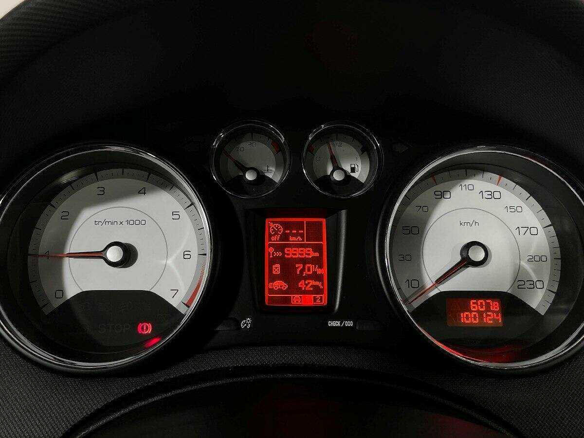 Б/У Пежо 308 2009 года. Фото: #10