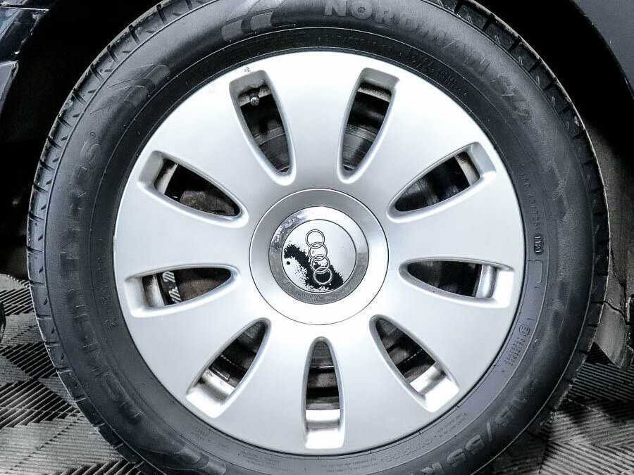 Б/У Ауди А4 2005 года. Фото: #14