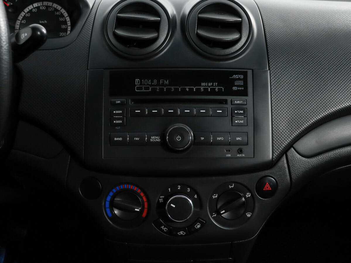 Б/У Шевроле Авео 2010 года. Фото: #12