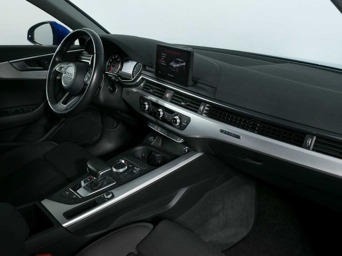 Б/У Ауди А4 2017 года. Фото: #7