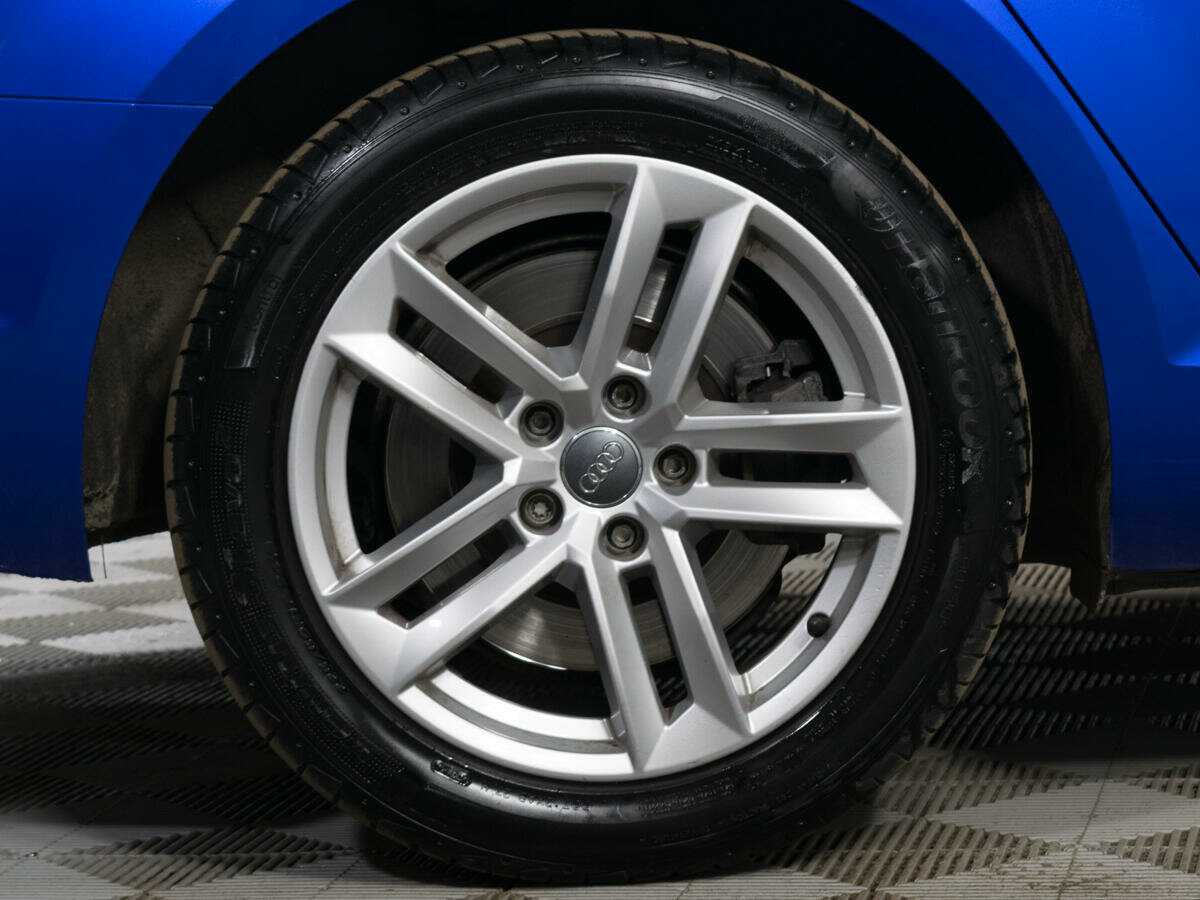 Б/У Ауди А4 2017 года. Фото: #17