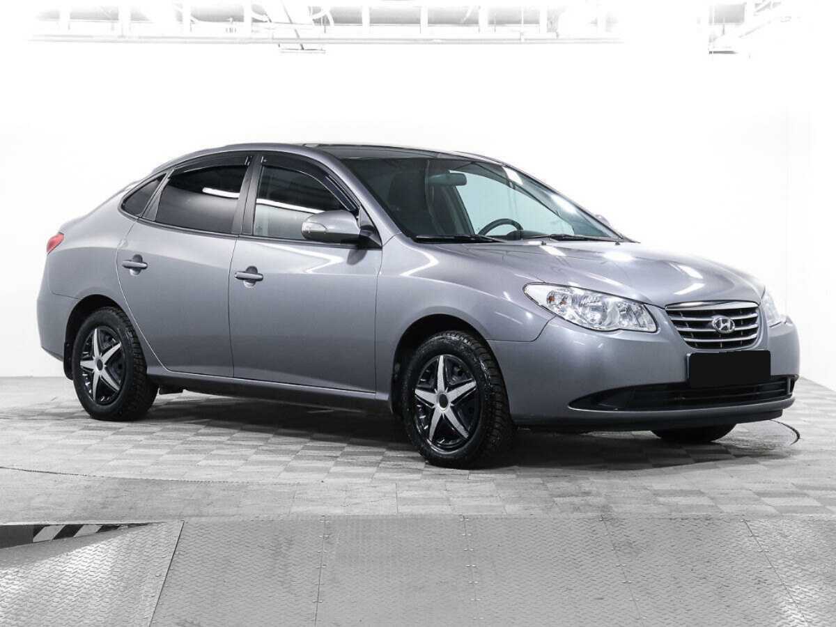 Б/У Хендай Елантра 2011 года. Фото: #2