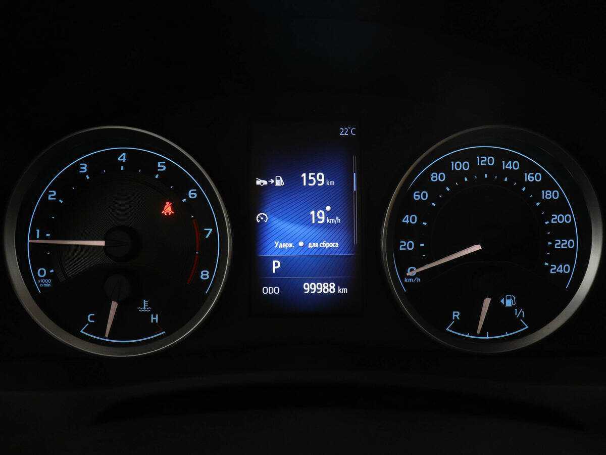 Б/У Тойота Королла 2018 года. Фото: #10