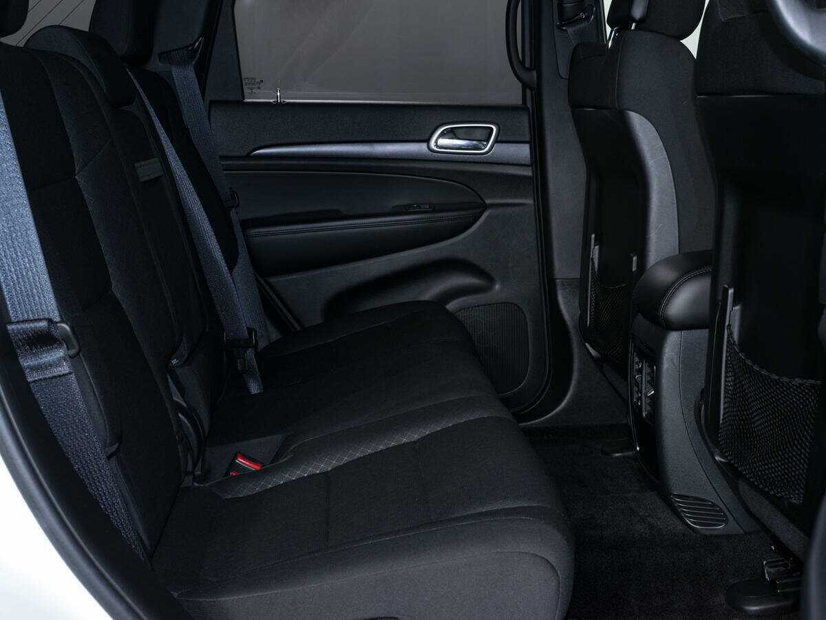 Б/У Джип Гранд Чироки 2018 года. Фото: #12