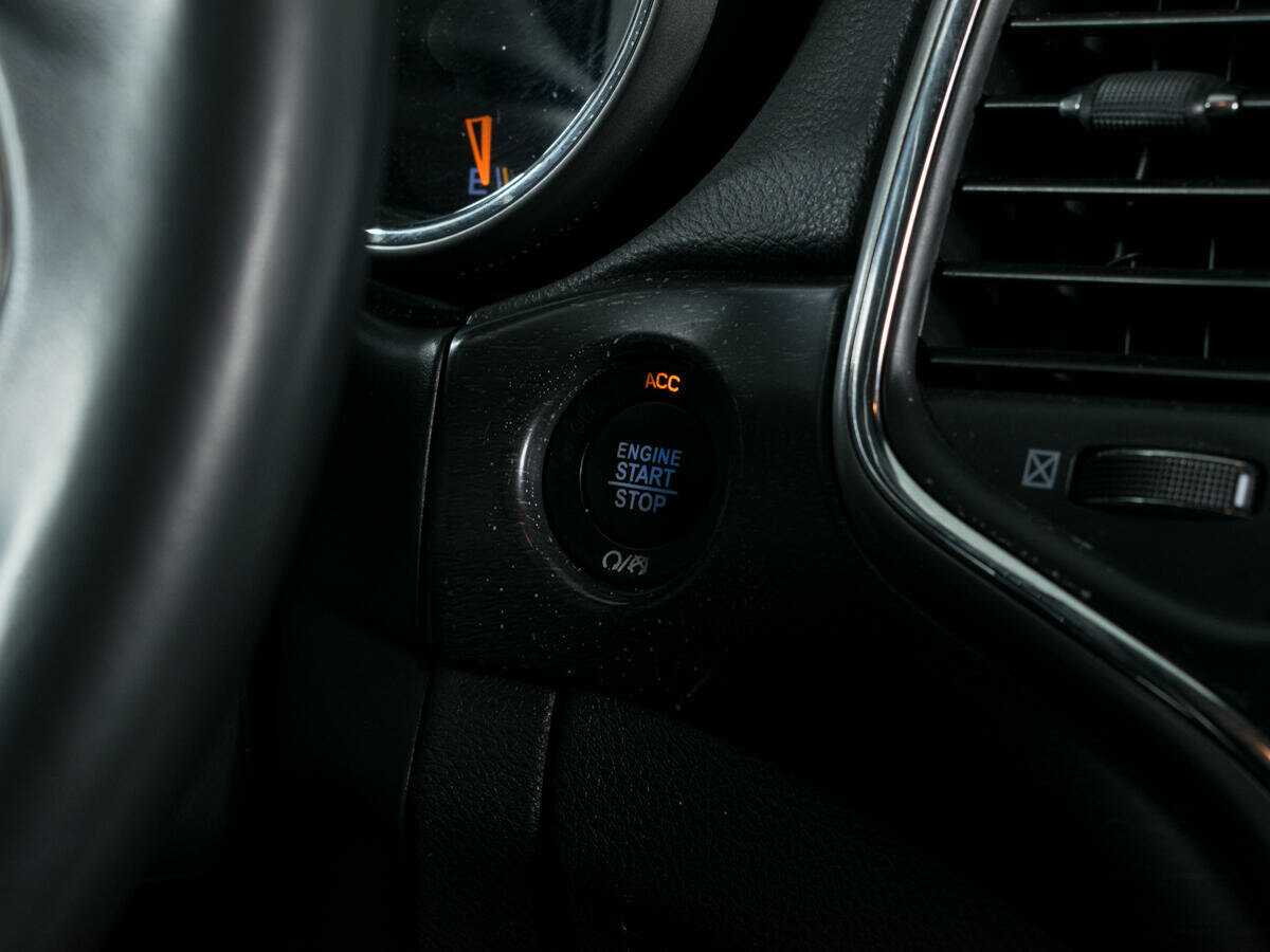 Б/У Джип Гранд Чироки 2018 года. Фото: #16