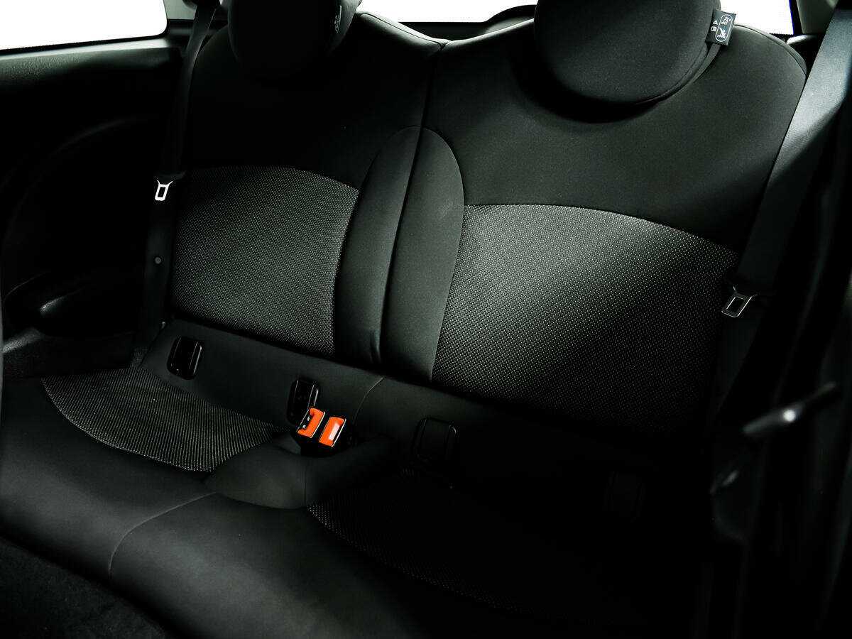 Б/У Мини Хэтч 2010 года. Фото: #11