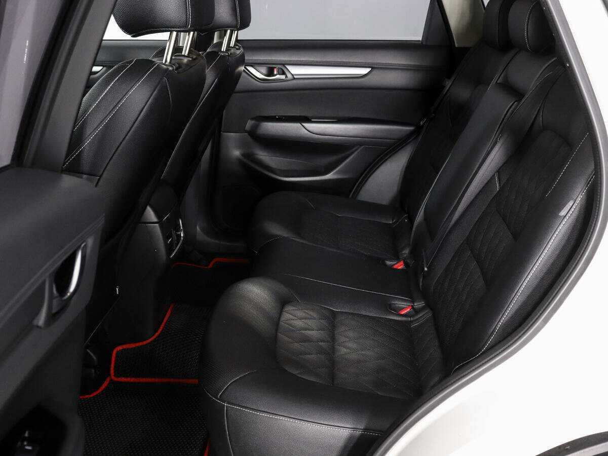 Б/У Мазда Ц-Икс-5 2019 года. Фото: #11