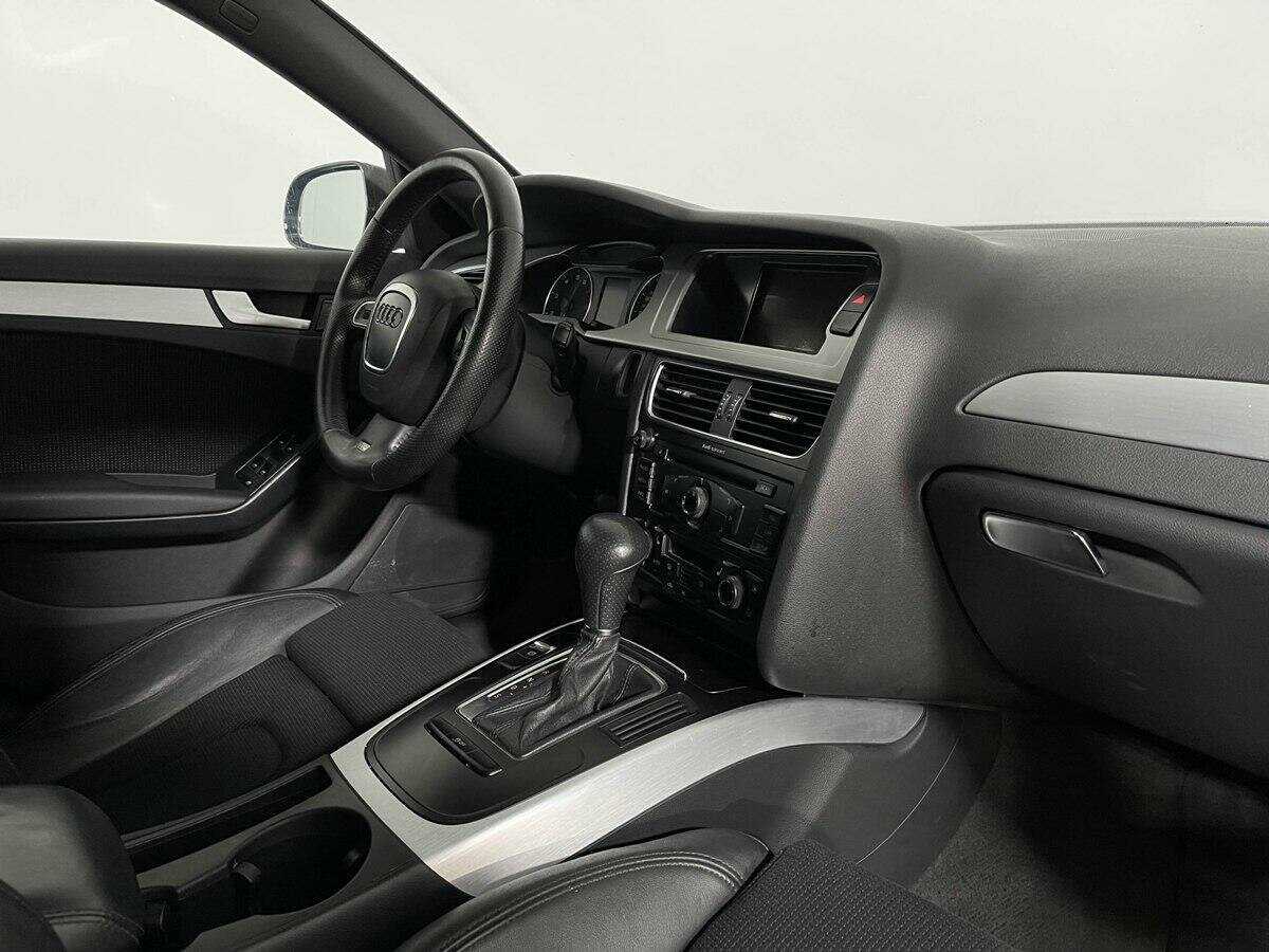 Б/У Ауди А4 2011 года. Фото: #6