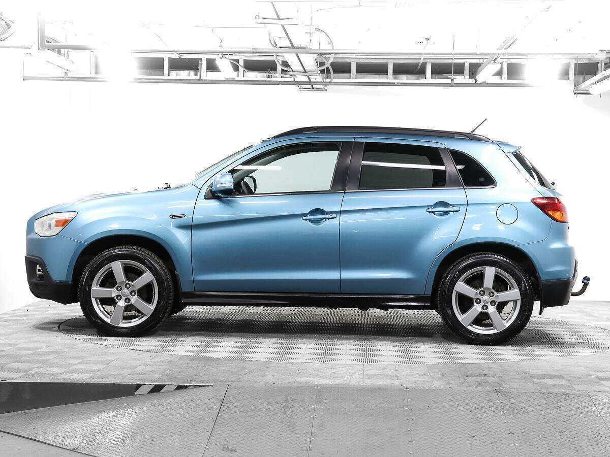 Б/У Митсубиши АС-Икс 2010 года. Фото: #8