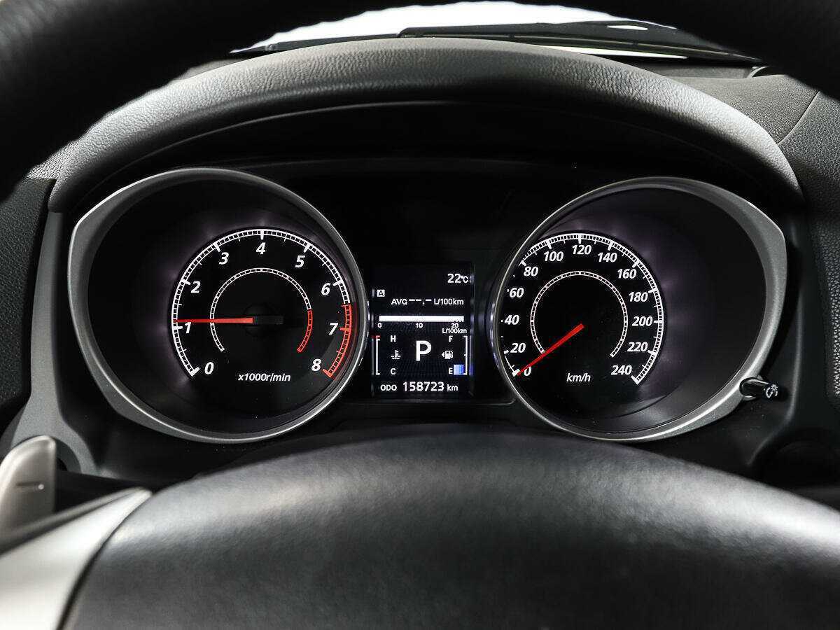 Б/У Митсубиши АС-Икс 2010 года. Фото: #11