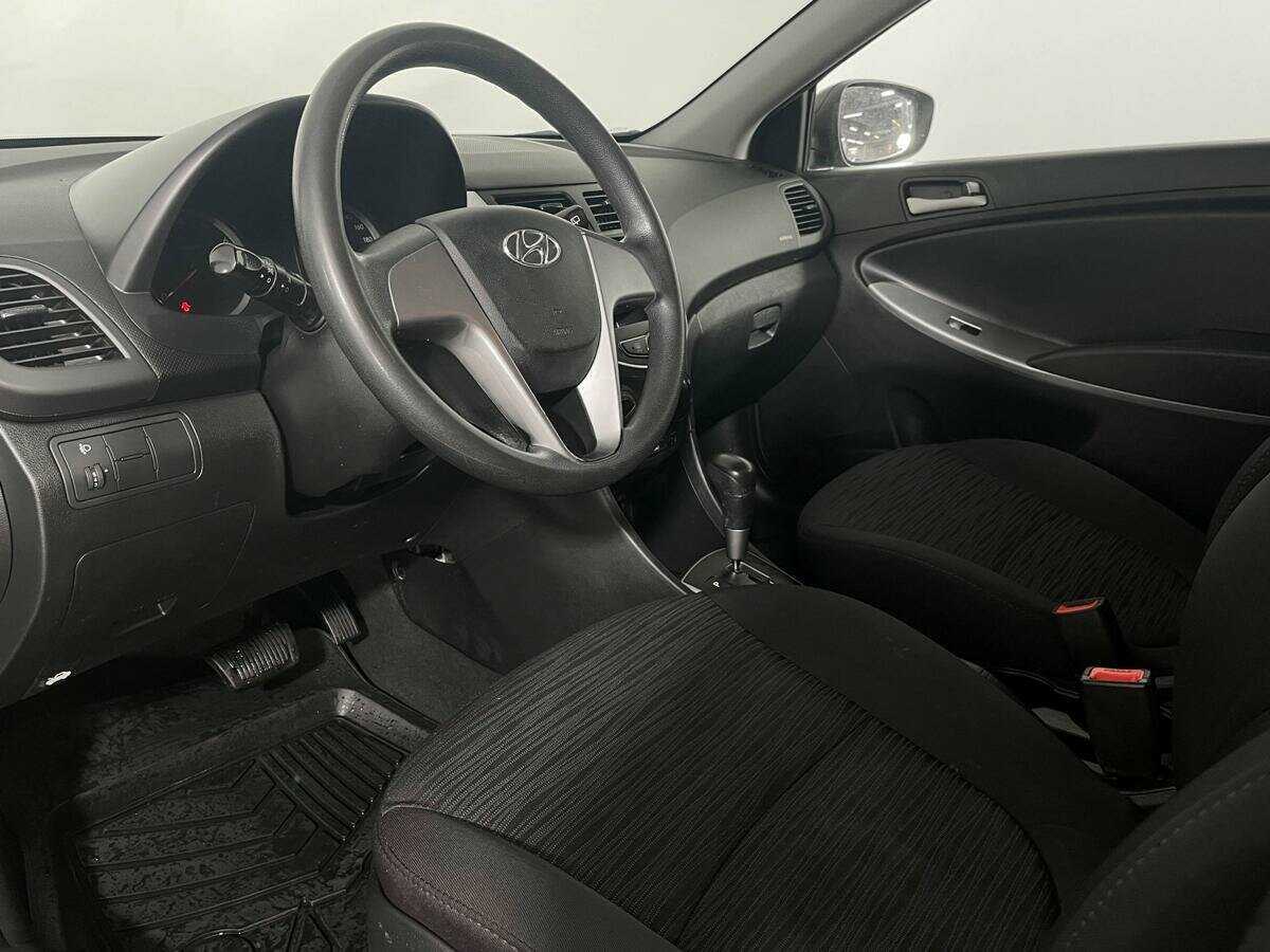 Б/У Хендай Солярис 2016 года. Фото: #12