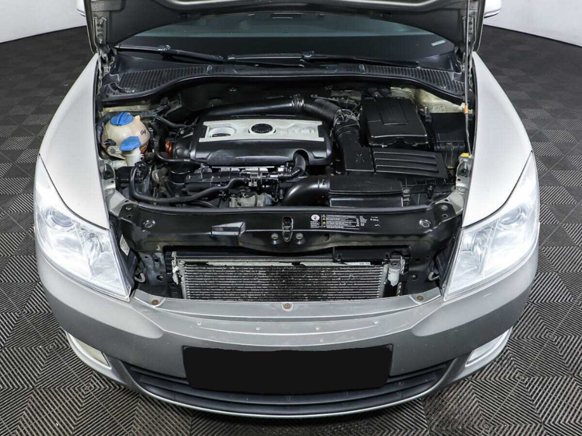 Б/У Шкода Октавия 2011 года. Фото: #8