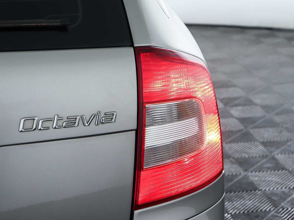 Б/У Шкода Октавия 2011 года. Фото: #20