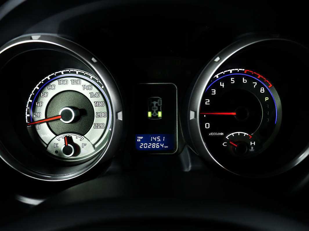 Б/У Митсубиши Паджеро 2011 года. Фото: #7