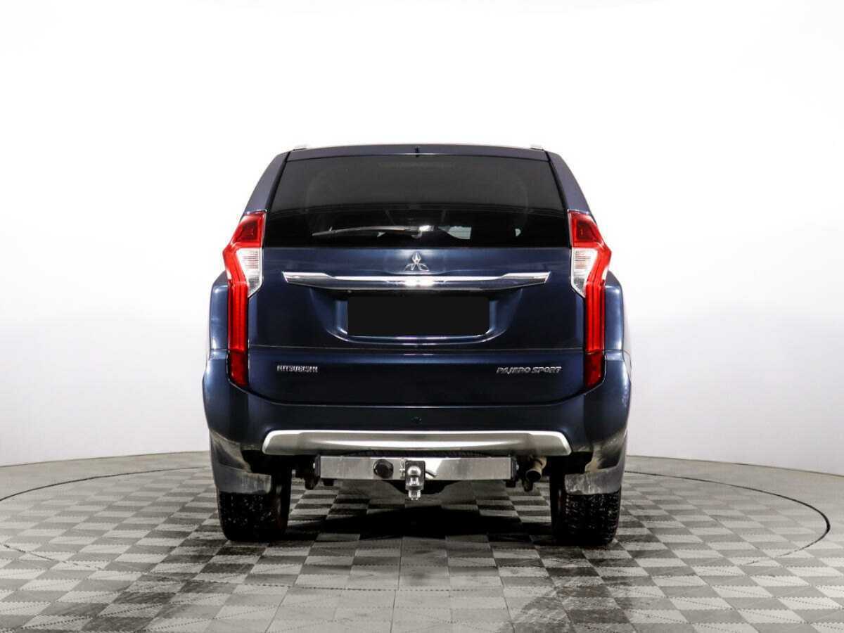 Б/У Митсубиши Паджеро Спорт 2019 года. Фото: #5