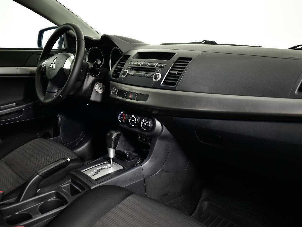 Б/У Митсубиши Лансер 2012 года. Фото: #8