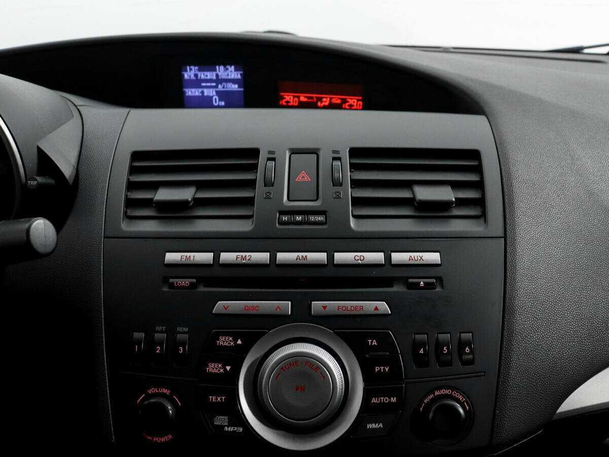 Б/У Мазда 3 2010 года. Фото: #13