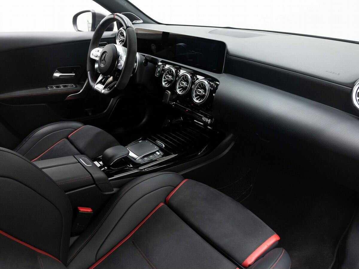 Б/У Мерседес-Бенц А-Класс АМГ 2020 года. Фото: #12