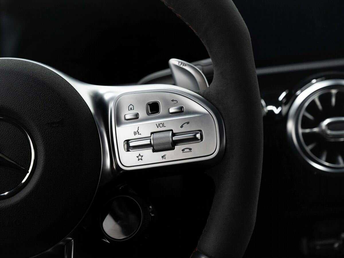 Б/У Мерседес-Бенц А-Класс АМГ 2020 года. Фото: #17