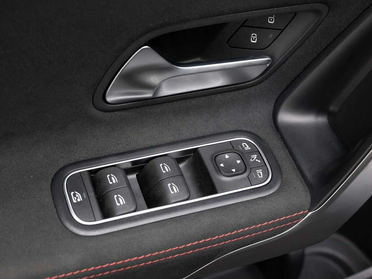 Б/У Мерседес-Бенц А-Класс АМГ 2020 года. Фото: #26