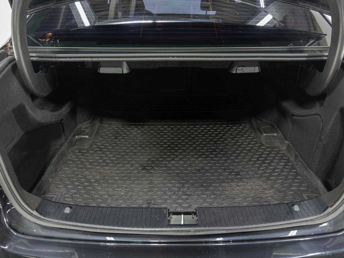 Б/У Мерседес-Бенц Е-Класс 2015 года. Фото: #26