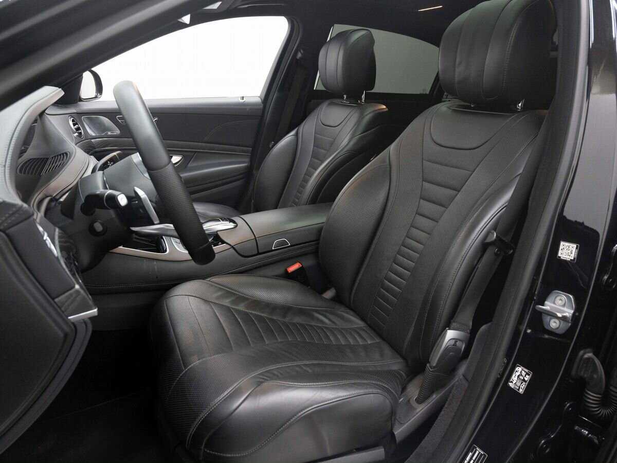 Б/У Мерседес-Бенц С-Класс 2018 года. Фото: #9