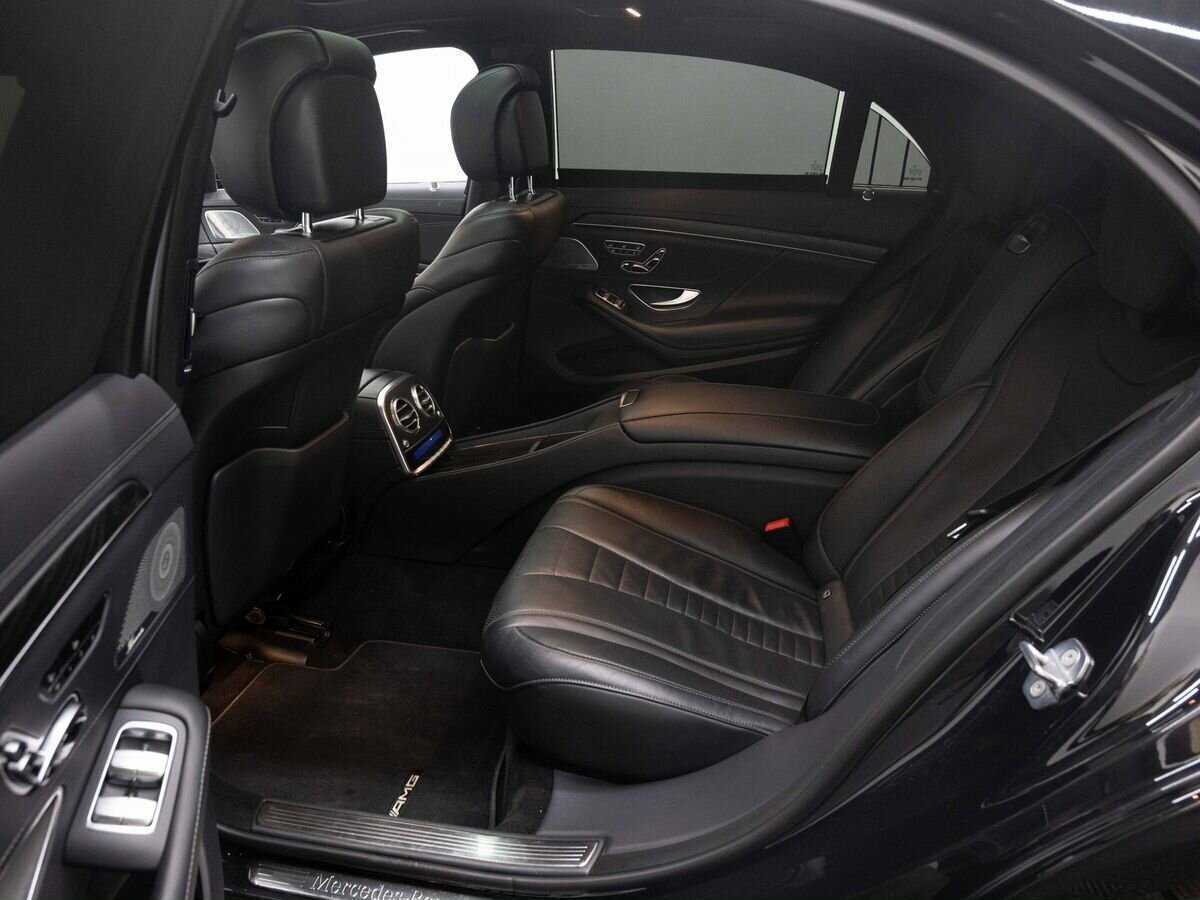 Б/У Мерседес-Бенц С-Класс 2018 года. Фото: #10