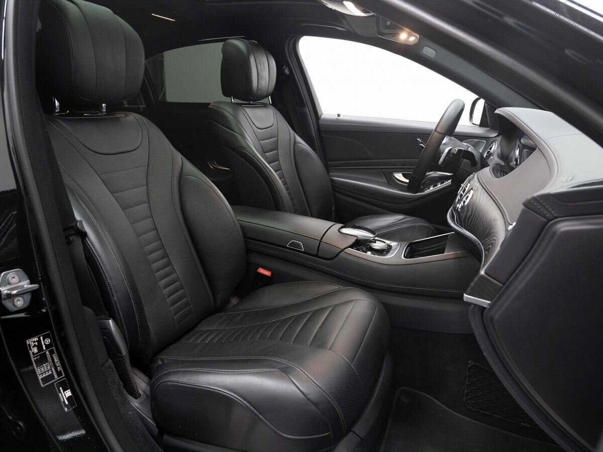 Б/У Мерседес-Бенц С-Класс 2018 года. Фото: #13