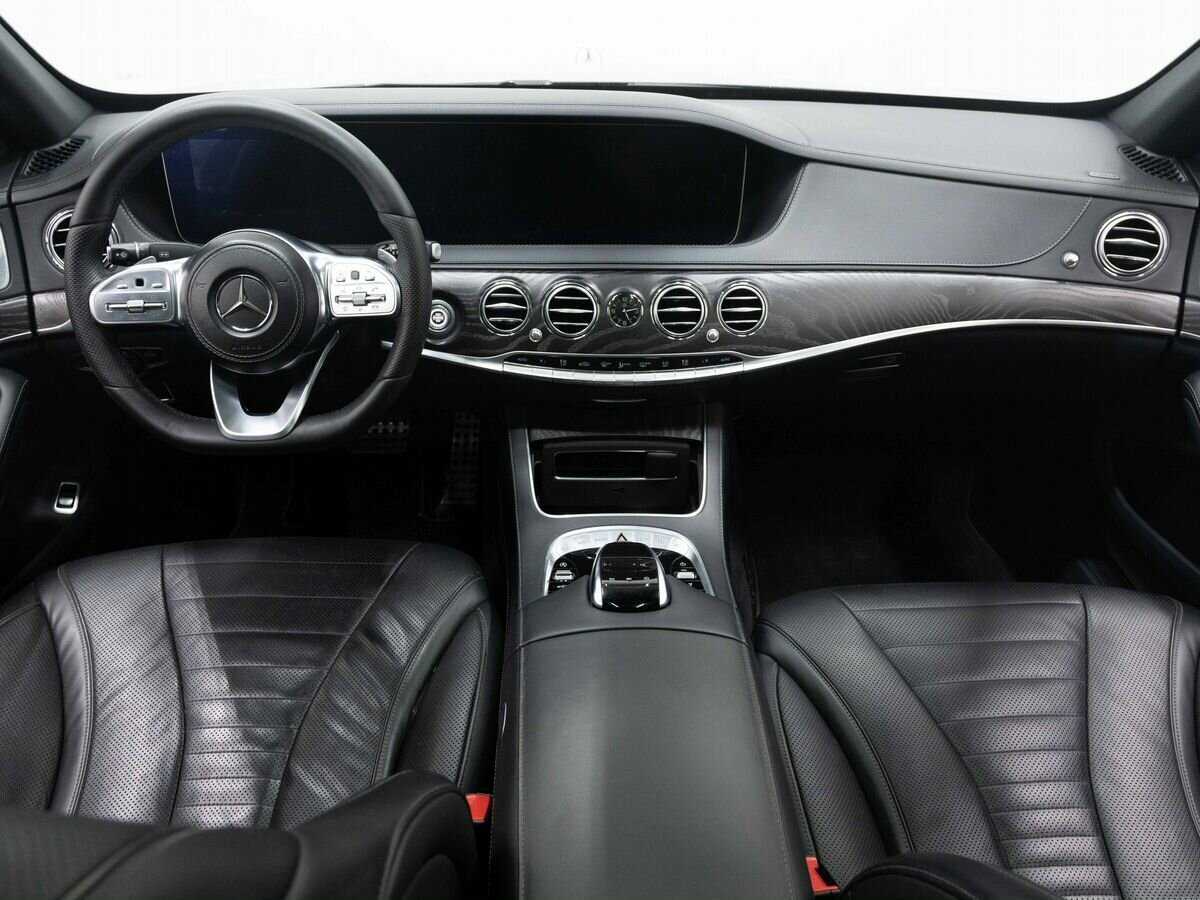 Б/У Мерседес-Бенц С-Класс 2018 года. Фото: #16