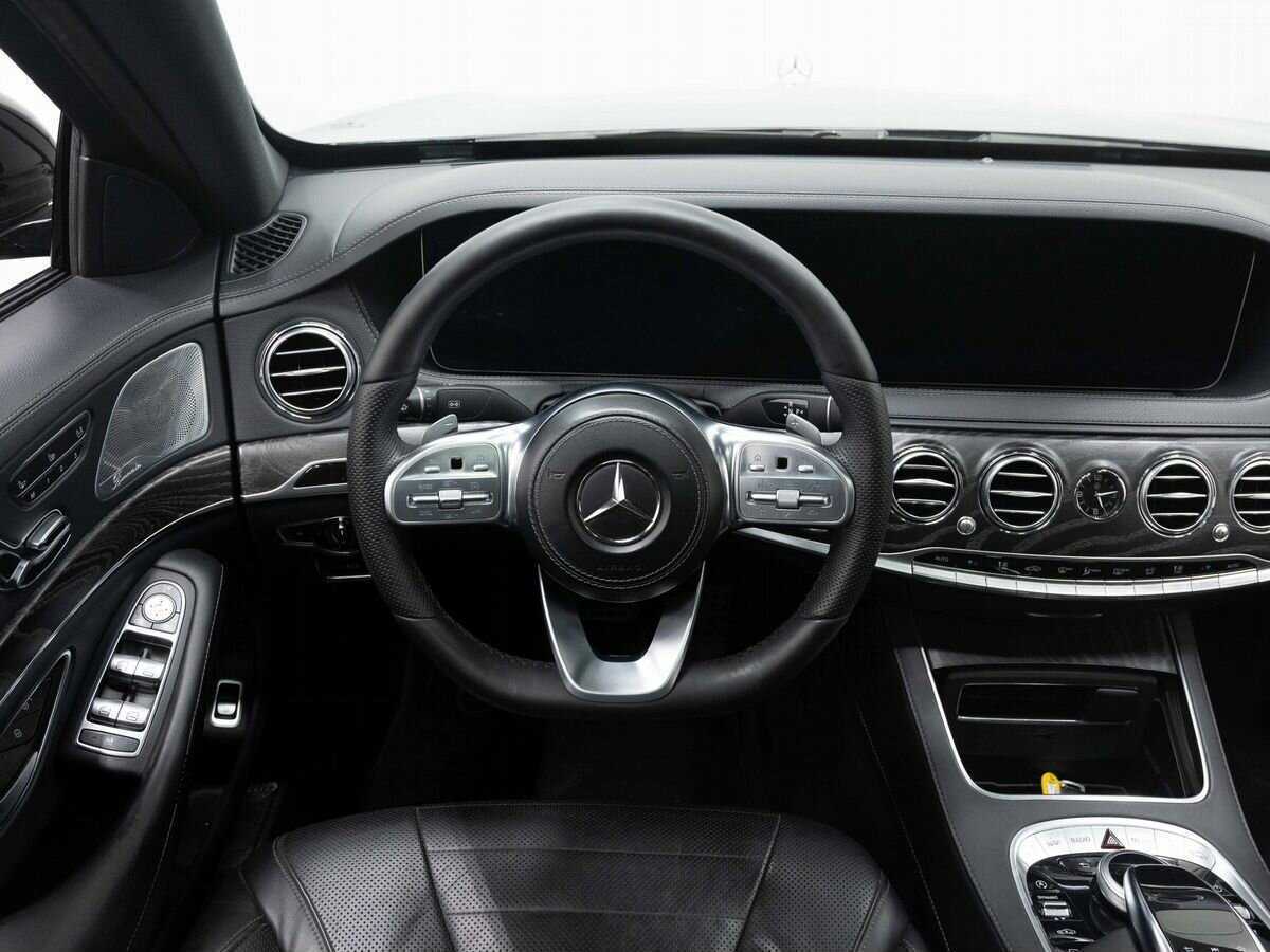 Б/У Мерседес-Бенц С-Класс 2018 года. Фото: #17