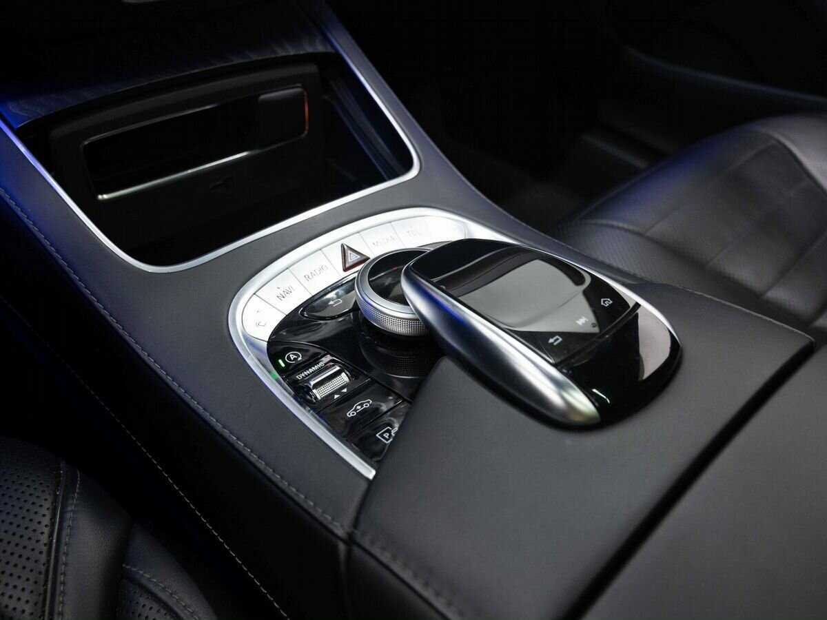 Б/У Мерседес-Бенц С-Класс 2018 года. Фото: #25