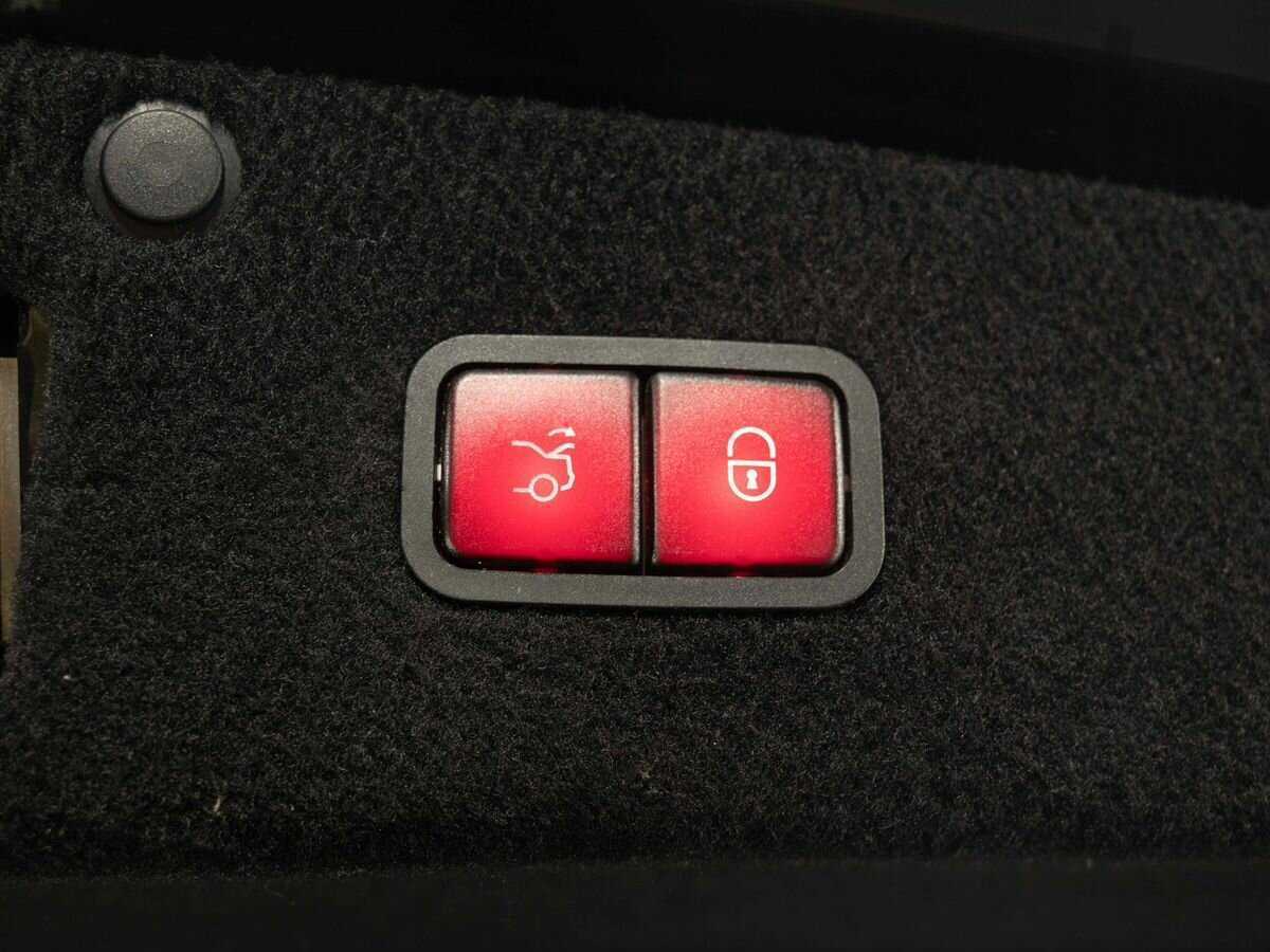 Б/У Мерседес-Бенц С-Класс 2018 года. Фото: #29