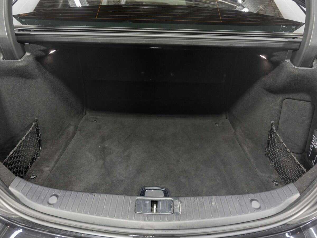 Б/У Мерседес-Бенц С-Класс 2018 года. Фото: #30